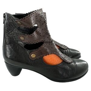 Anthropologie Everybody Chiseled Doily 41 
Black Brown leather Filigree Boots